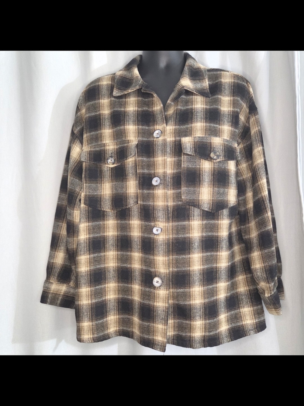Women’s Plaid Button-Front Shacket in Black and Tan Forever 21 Size.1X